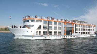 السياحة تكشف حادث ميل أحد الفنادق العائمة بالأقصر.. لم يبحر منذ 2010