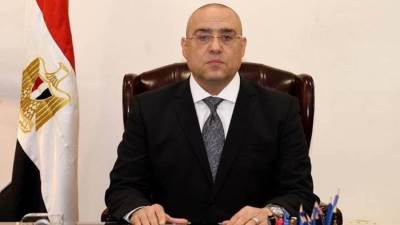 وزير الإسكان يتابع الموقف التنفيذى للمشروعات الجارى تنفيذها بمدينة رشيد الجديدة