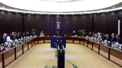 الحكومة تمنح "سامسونج" رخصة ذهبية لإقامة مصنع "محمول" فى بنى سويف