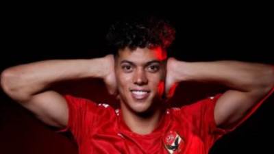 إمام عاشور يرتدى القميص 22 فى الأهلى