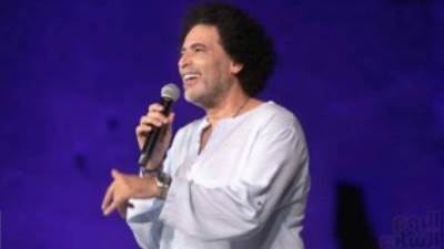 مصطفى شوقى يغنى للعندليب وعدوية ويتألق بأجمل أغانيه بمهرجان القلعة