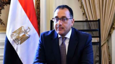 مصر تضع ضوابط إقامة  الأجانب مقابل الدولار شريطة وجود مستضيف مصري