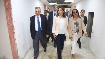 وزيرة الثقافة تتفقد مشروع مبنى مستشفى أكاديمية الفنون بالهرم