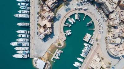 النقل البحري: منح السائحين الأجانب الوافدين على متن اليخوت السياحية الأجنبية إقامة سياحية لمدة 3 شهور