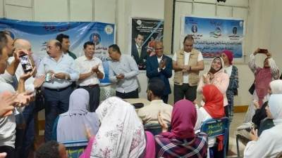 وزير الرياضة ومحافظ أسوان يتففدان النادي الثقافي ويشهدان فعاليات ندوة "الإرهاب الفكري"