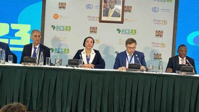 ياسمين فؤاد: مصر تنفذ عدد من المشروعات الوطنية للتكيف