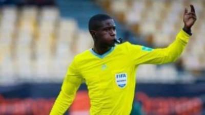 الجابوني أتشو حكما لمباراة الأهلى واتحاد العاصمة فى السوبر الأفريقي