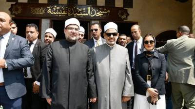 شيخ الأزهر يتفقد مسجد السيدة نفيسة بعد الانتهاء من أعمال التجديدات