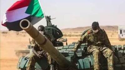 الجيش السودانى يقصف مواقع "الدعم السريع" وتصاعد ألسنة اللهب فى الخرطوم