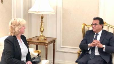 وزير الصحة يبحث التعاون بين المجلس الصحي المصري وشركة GMCSI البريطانية