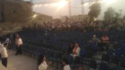 توافد جمهور محكى القلعة على حفل عمر خيرت