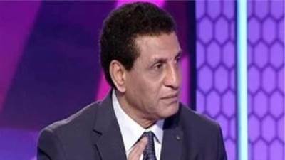 فاروق جعفر يتقدم بأوراق ترشحه في انتخابات الزمالك على منصب رئيس النادي