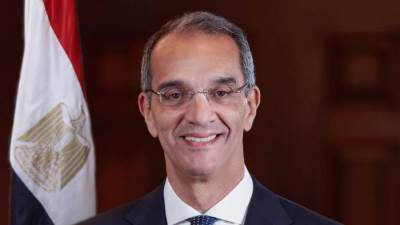 وزير الاتصالات يغادر إلى الولايات المتحدة لبحث التعاون المصرى الأمريكى وجذب الاستثمارات