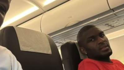 موديست فى طريقه إلى القاهرة للتوقيع للأهلى ووكيله: الأحمر يليق بك