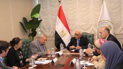 وزير التعليم يبحث مع وفد الوكالة الأمريكية تعزيز التعاون المشترك فى مجال “STEM”