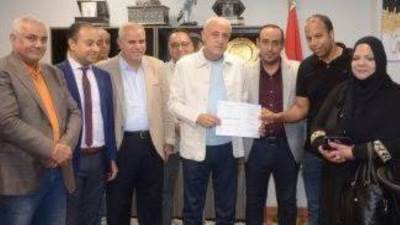 نائب رئيس هيئة المجتمعات يُسلم أول رخصة بناء على مستوى المدن الجديدة