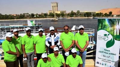 محافظ أسوان يطلق المرحلة الرابعة لحملة تنظيف وتطهير مجرى نهر النيل