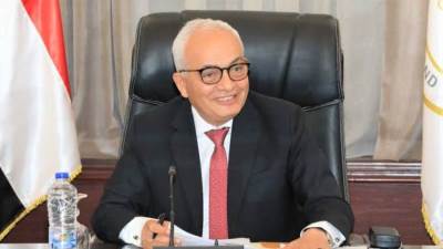 ضوابط الزي المدرسي.. حظر ارتداء النقاب للطالبات فى المدارس