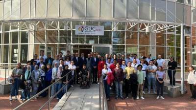 أوائل الثانوية العامة يزورون فرع الجامعة الألمانية بالقاهرة في برلين