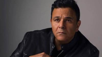 موعد ومكان جنازة وعزاء شقيق محمد فؤاد اليوم