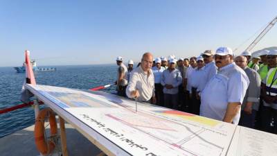 وزير النقل يتابع تقدم اعمال تنفيذ المحطة متعددة الأغراض بميناء سفاجا