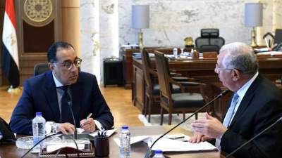 رئيس الوزراء يستعرض مع وزير الزراعة التركيب المحصولي للموسم الزراعي 2022/2023
