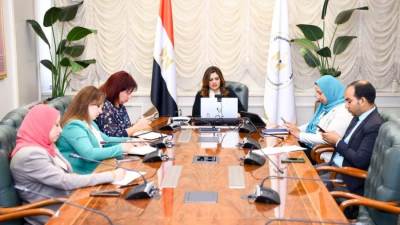 وزيرة الهجرة تلتقي أبناء المصريين بالخارج من فنلندا والنرويج إستونيا وأيسلندا