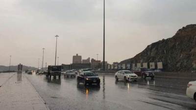 الأرصاد تكشف حالة الطقس خلال فصل الخريف.. عواصف رعدية وأمطار وثلوج