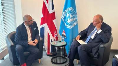 سامح شكري ونظيره البريطاني يؤكدان أهمية دفع التعاون بين البلدين