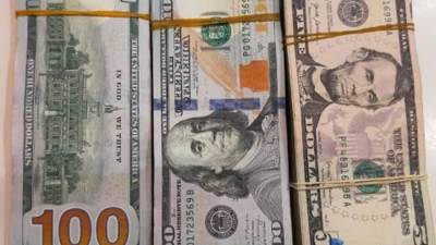 شرطة ميناء القاهرة الجوي تحبط محاولة أحد الأشخاص تهريب مبالغ مالية أجنبية