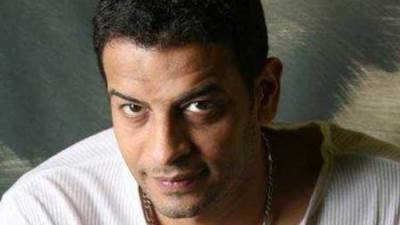 أسرة الفنان الراحل أشرف مصيلحي تستقبل العزاء اليوم فى مسجد المشير طنطاوى