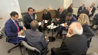 وزير الصحة يشارك في اجتماع مبادرة منتدى الاقتصاد العالمي لدعم التصنيع المحلي