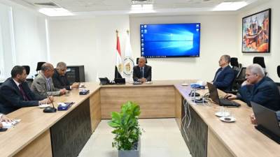 سويلم يتابع أعمال تقييم المنشآت المائية والكبارى الواقعة على الترع والمصارف