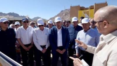 رئيس الوزراء يتفقد مشروع مركز الزوار الجديد بميدان الوادى المقدس فى سانت كاترين