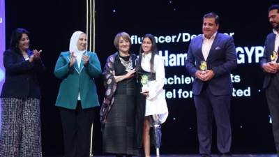 وزيرتا الثقافة والتضامن تشهدان افتتاح الدورة السابعة للملتقى الدولي لفنون ذوي القدرات الخاصة "أولادنا"