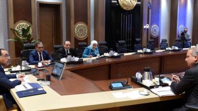 رئيس الوزراء يُتابع مع رئيس صندوق التنمية الحضرية عدداً من ملفات العمل