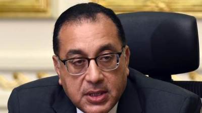 رئيس الوزراء يهنئ شيخ الأزهر بذكرى المولد النبوي الشريف