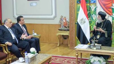 وزير الصحة يلتقي قداسة البابا تواضروس الثاني لمناقشة التعاون في القطاع الصحي