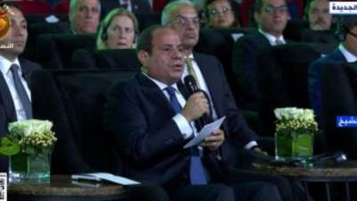 الرئيس السيسي: المجلس الأعلى للاستثمار أصدر 22 قرارا لدعم القطاع الخاص