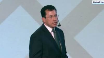 أشرف صبحى أمام الرئيس السيسى: 22مليار جنيه لتطوير مراكز الشباب فى 9سنوات