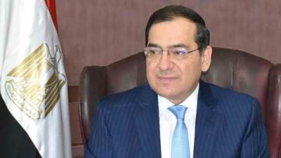 وزير البترول يجري حركة تنقلات واسعة لمديري شركات البترول المصرية