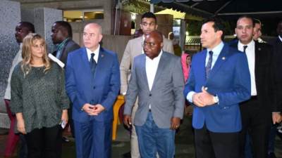 وزير الرياضة يلتقي نظيره التنزاني لبحث تعزيز أطر التعاون الثنائي المشترك