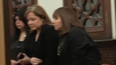 أسرة المخرج الراحل أحمد النحاس تتلقى العزاء بمسجد المشير طنطاوى