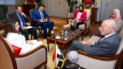 وزيرة الهجرة تلتقي مستشار رئيس الجمهورية للشئون الزراعية لبحث التعاون