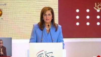 هالة السعيد: الحد الأدنى للأجور فى القطاع الخاص يحقق توازنا ويحمى عمالنا