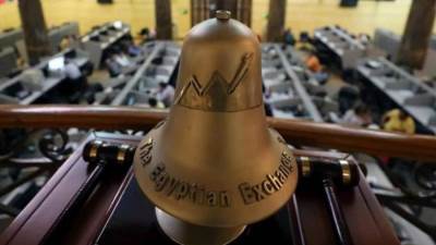 أداء متباين لمؤشرات البورصة المصرية في مستهل تعاملات الأسبوع