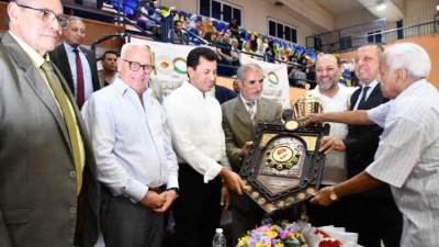 وزير الرياضة ومحافظ بورسعيد يشهدان ختام بطولة الجمهورية للشركات