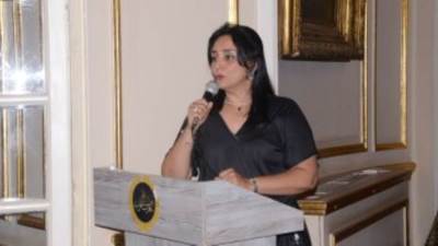 نائب وزير السياحة والآثار تشارك في مؤتمر "بناء جسور التعاون المشترك"