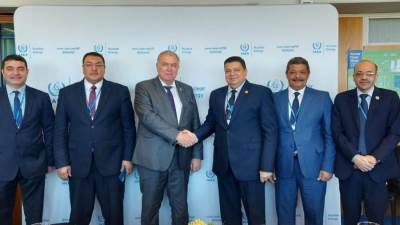 شودكوف يهنئ أمجد الوكيل علي اختياره ضمن المجموعة الاستشارية للطاقة الننوية