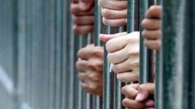 المؤبد لـ 3 متهمين بسرقة مواطن بالإكراه في الطريق العام بساقلتة